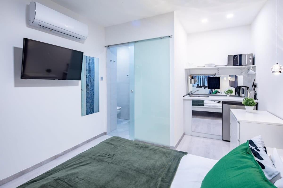 Appartamento Central - New - Quiet Sleep Budapest Esterno foto