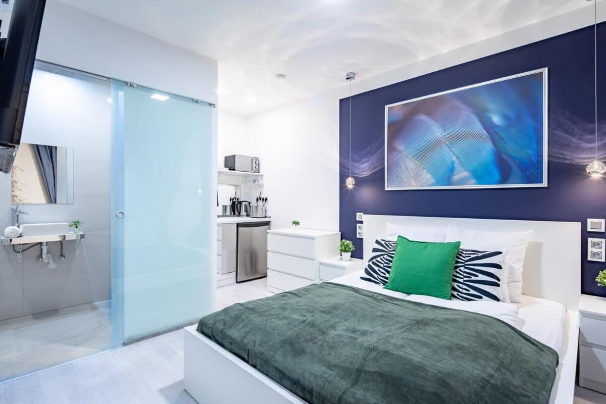 Appartamento Central - New - Quiet Sleep Budapest Esterno foto