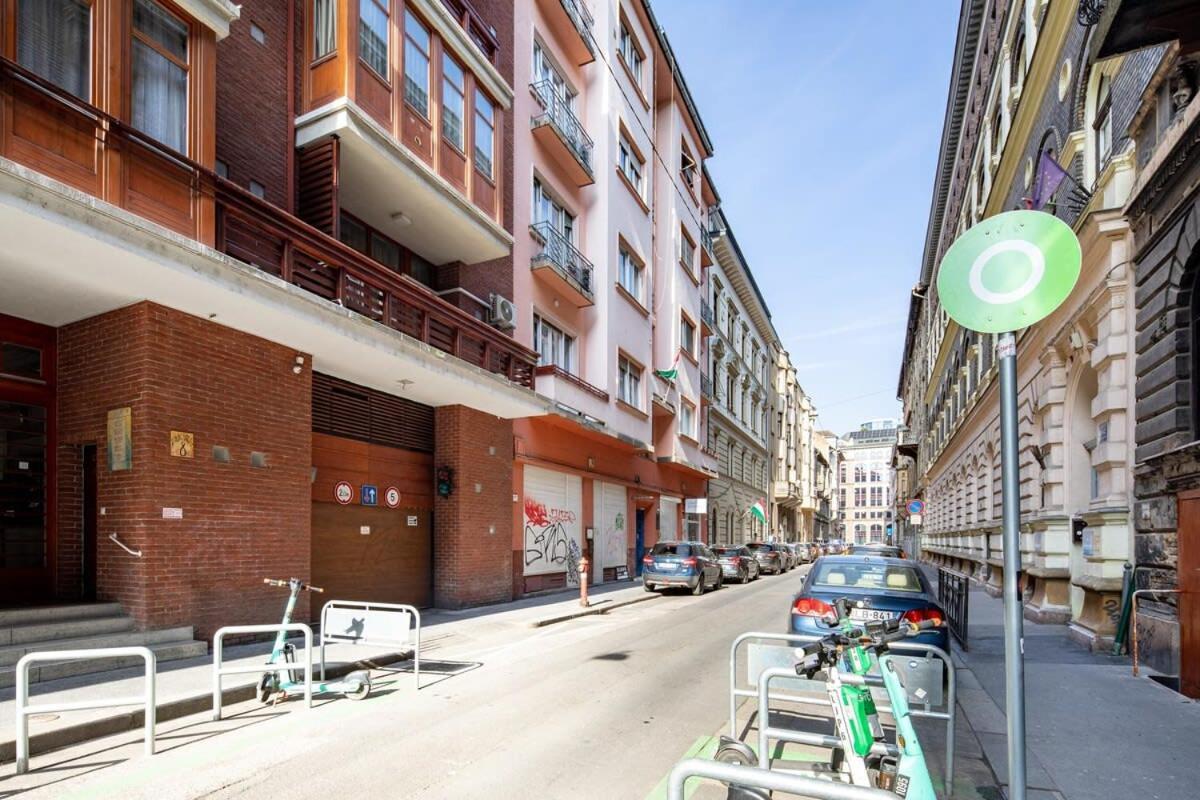 Appartamento Central - New - Quiet Sleep Budapest Esterno foto